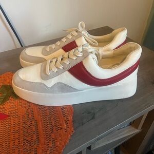 NEW Vince Warren Court Sneakers wedge milk/crimson red size women’s  10